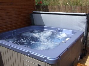 Valleyview Hot Tub